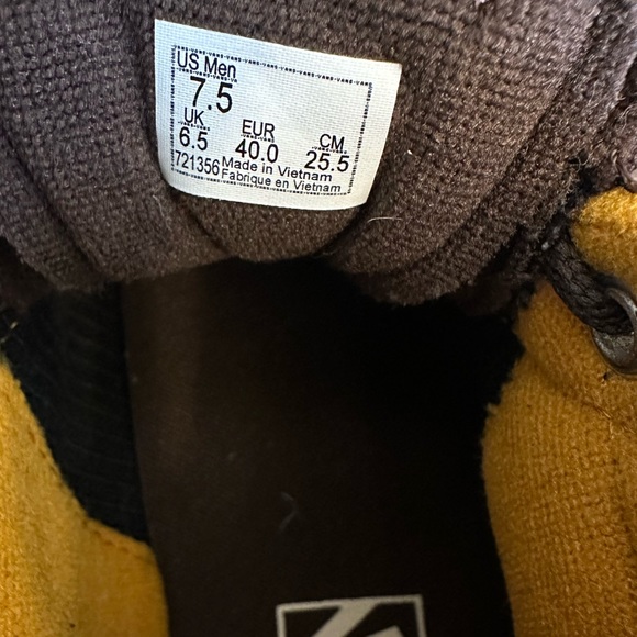 Vans Filmore Hi Vansguard men hi-top suede upper sneakers w/water resistance - Picture 4 of 9